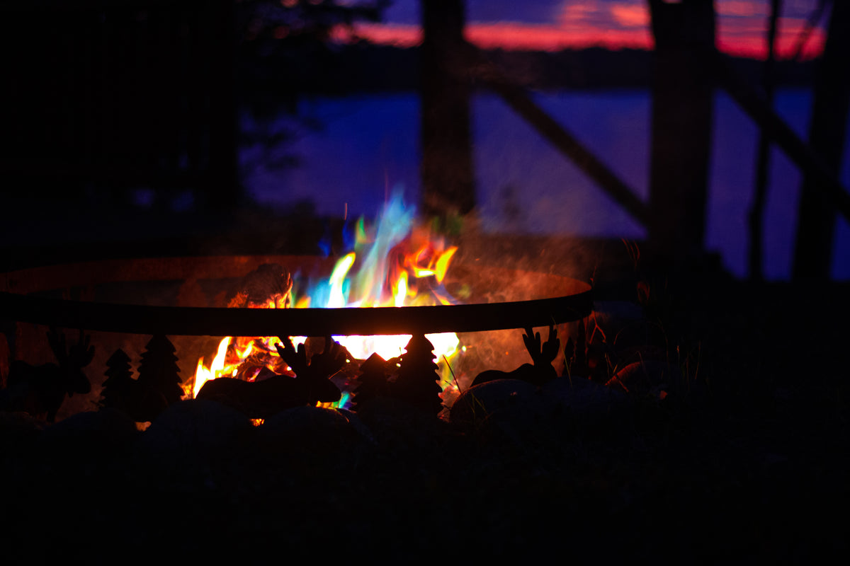 Northern Lights Fire Color Cones – Winter Woods